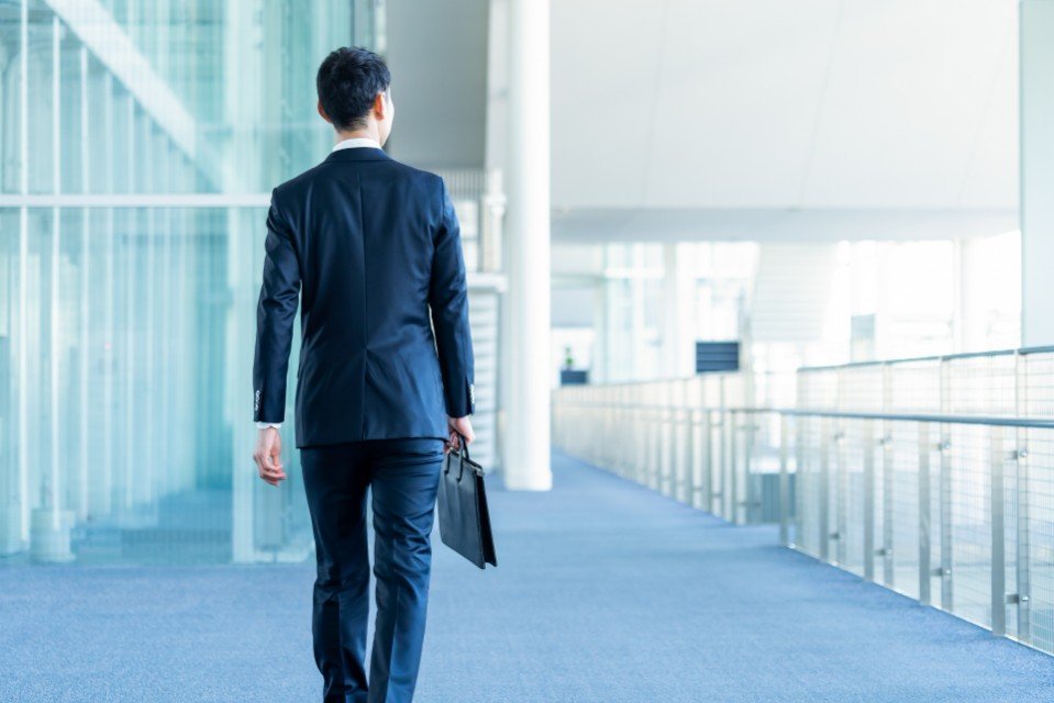 少人数の打ち合わせや個人作業なら、コストと駅からの近さを重視