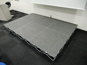 portable-stage.JPG